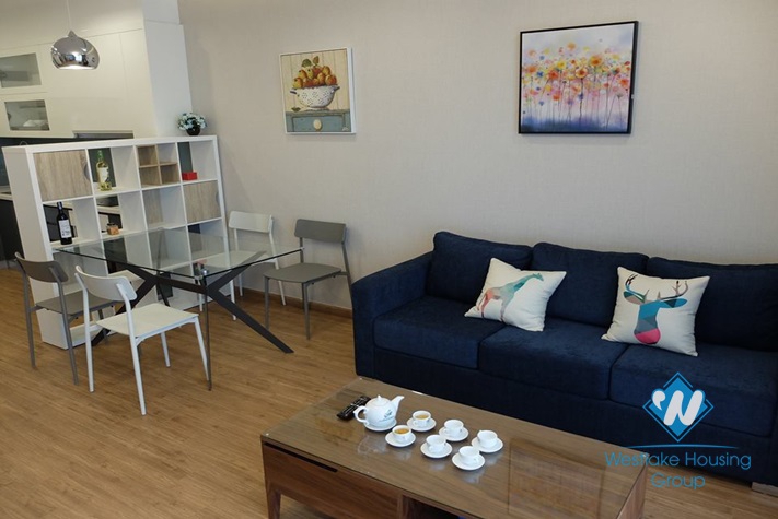 High floor apartment in Vinhome Metroplis for rent